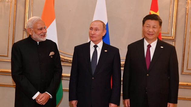 Россия сближается с Индией для достижения равновесия с Китаем