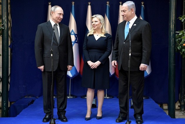В Кремле рассказали, о чем Путин поговорил с Нетаньяху