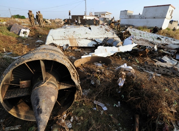 На востоке Афганистана потерпел крушение самолет с 83 пассажирами