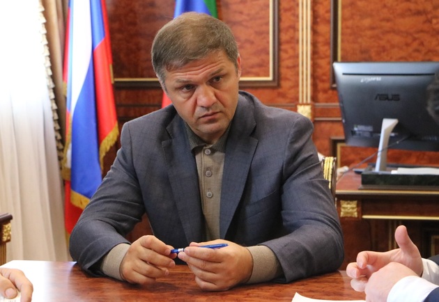 Глава Ленинского района Махачкалы извинился за бессилие