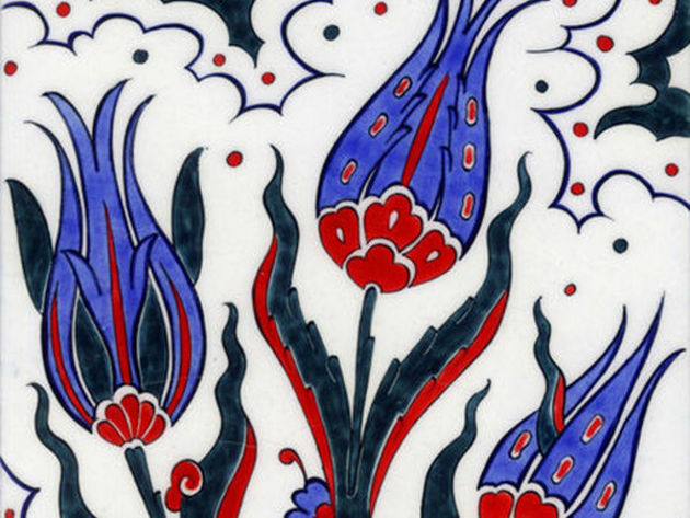 "Цветы султанских садов" распустились в "Аптекарском огороде" на картинах художников