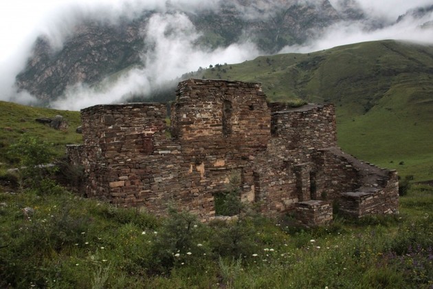 Ингушские археологи планируют исследовать древний христианский храм