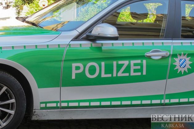 Автомобиль врезался в зрителей на карнавале в Германии, есть раненые