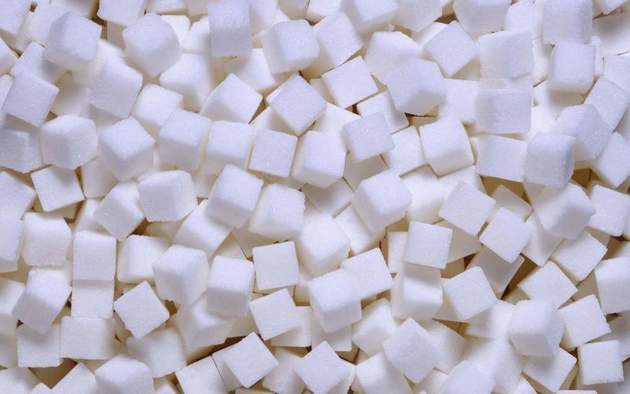 Дешевый сахар закрывает заводы в России 