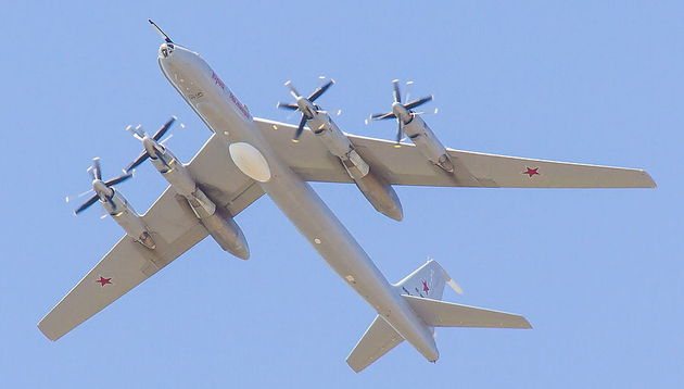 Ту-142 Минобороны России пролетели над двумя океанами 