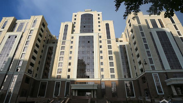 Под полный карантин в Алматы попали четыре многоэтажки