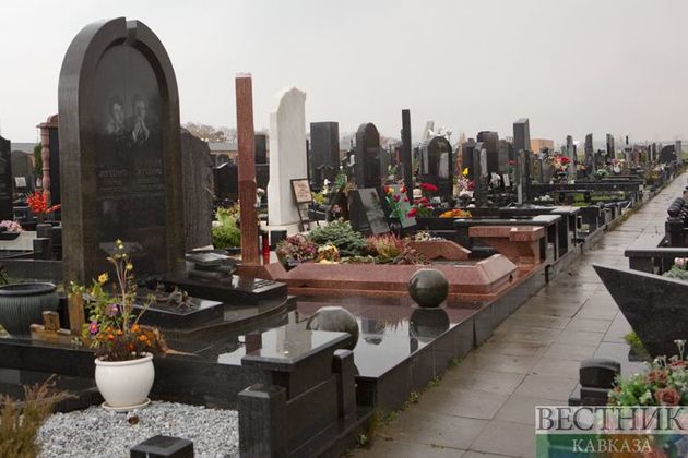 В Москве запрещено посещение кладбищ