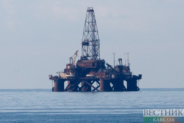 Азербайджан устроит цена на нефть выше 40 долларов за баррель