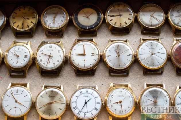 Мошенники прислали часы вместо глюкометра пенсионеру в Северной Осетии