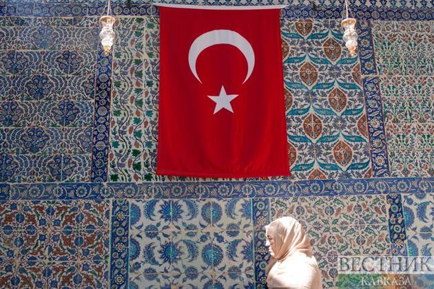 Турция заменит "шведский стол" комплексными обедами