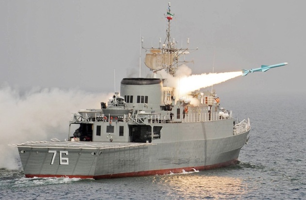 Фрегат ВМС Ирана по ошибке расстрелял дружественный корабль, есть жертвы