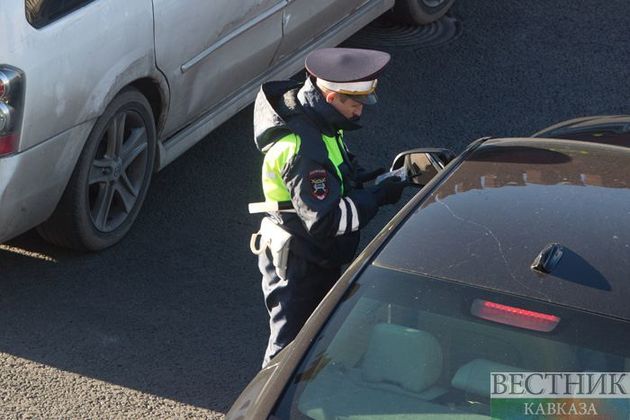 Российским полицейским могут разрешить вскрывать автомобили 