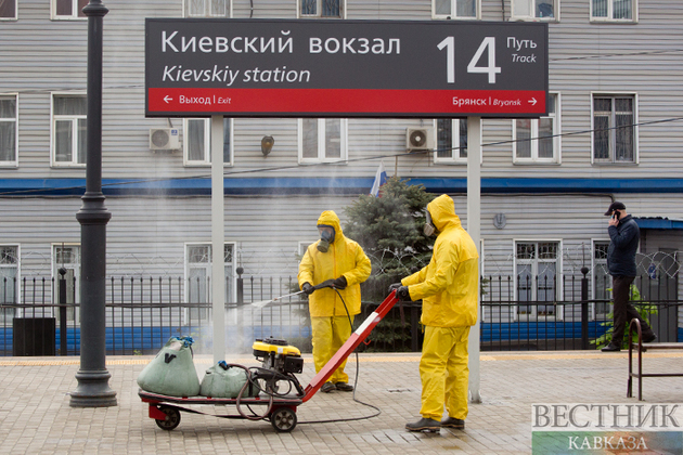 Киевский вокзал Москвы продезинфицировали (фоторепортаж)
