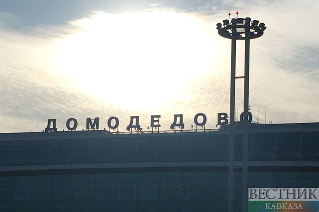 Двое мужчин подрались в самолете из Сочи в московском аэропорту