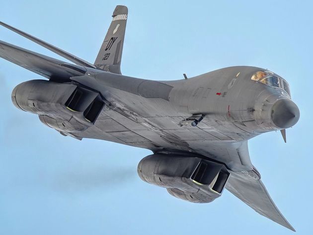 Бомбардировщики ВВС США совершили полет над Черноморским побережьем