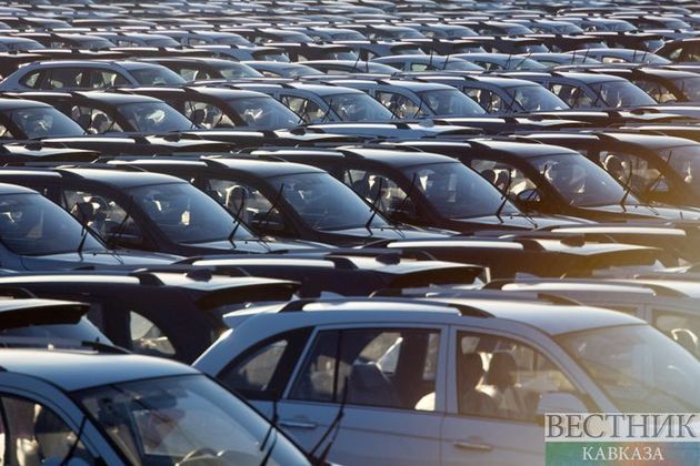 Новые автомобили с начала года подорожали в России на 12%