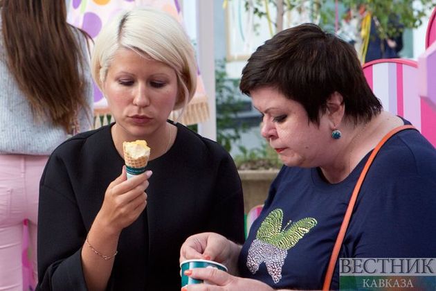 Москвичи в четыре раза чаще покупали мороженое в июне