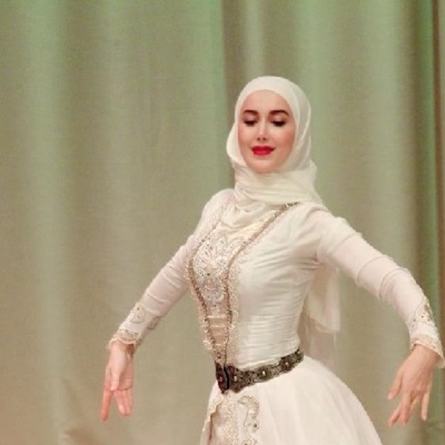 Седа Хайтаева: "Кавказская хореография - лучший способ сформировать главные женские качества"