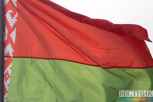 Силовики опустили щиты в знак солидарности с демонстрантами в Минске