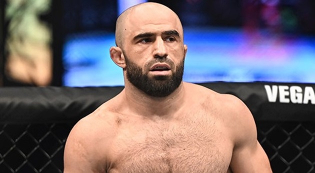 Омари Ахмедову предстоит бой с экс-чемпионом UFC в Лас-Вегасе