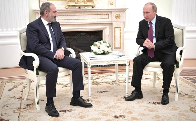 Россия заставила Армению отказаться от блокады переговоров по Карабаху?