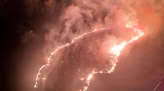 Запуск фейерверка в Краснодаре привел к крупному пожару