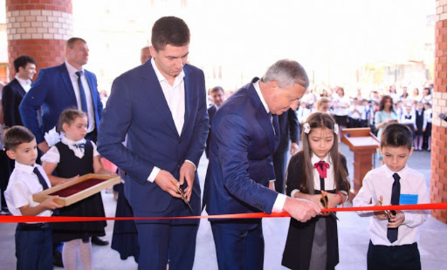 Битаров открыл самую большую школу в Северной Осетии 
