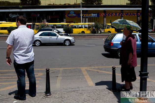 Пассажирам тбилисских "маршруток" запретили ездить стоя и без масок