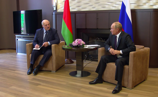 Песков рассказал подробности переговоров Путина и Лукашенко