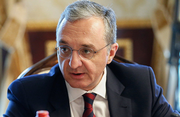 Глава МИД Армении прибыл в Москву с рабочим визитом