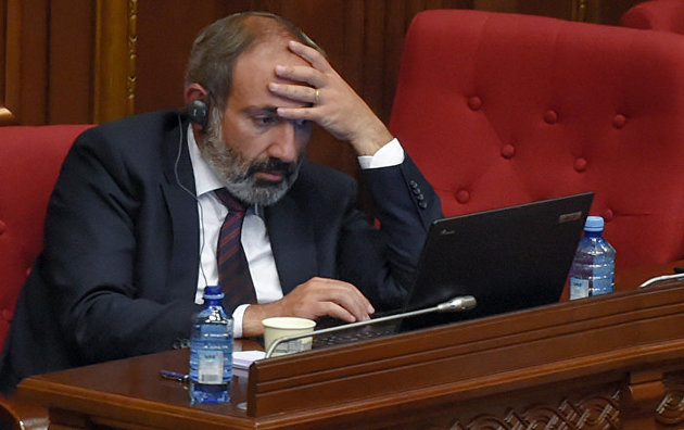СМИ: Пашинян призвал сепаратистов и оккупантов бежать из Карабаха в Армению