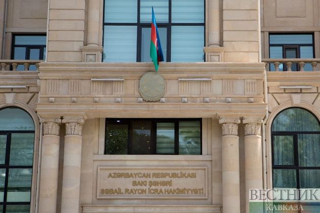 Генпрокуратура Азербайджана сообщила о жертве и раненых при артобстреле Тертерского суда