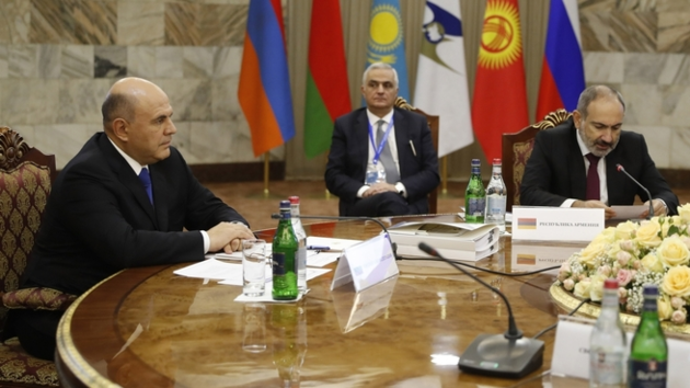 Мишустин призвал к немедленному прекращению боевых действий в Карабахе