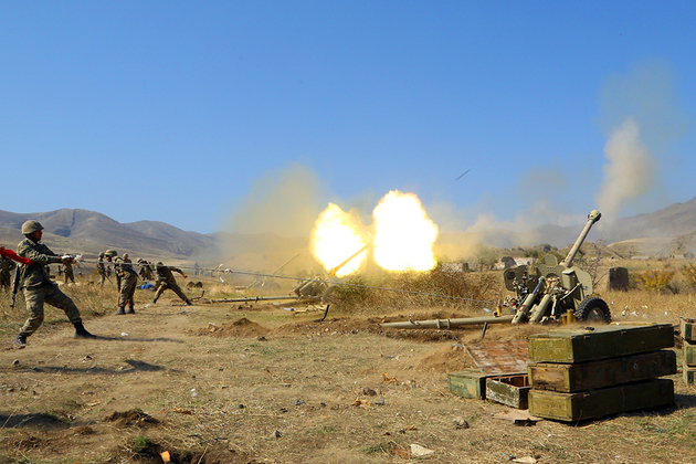 Минобороны АР показало удары азербайджанской артиллерии по армянским огневым точкам (ВИДЕО)