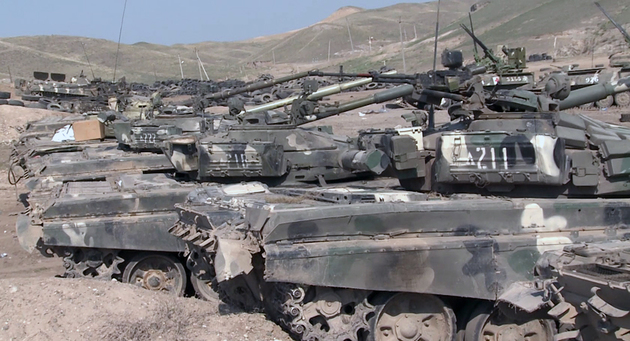 Минобороны Азербайджана показало танки, захваченные у оккупантов Карабаха (ВИДЕО)