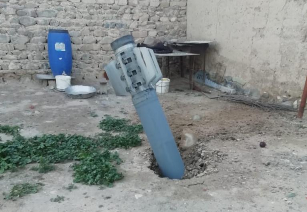 ANAMA показало ракету, упавшую во двор жилого дома в Геранбойском районе (ВИДЕО)