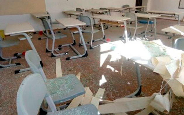 Школа в Агдамском районе Азербайджана серьезно повреждена при обстреле ВС Армении
