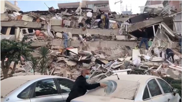 От землетрясения в Измире погиб 51 человек