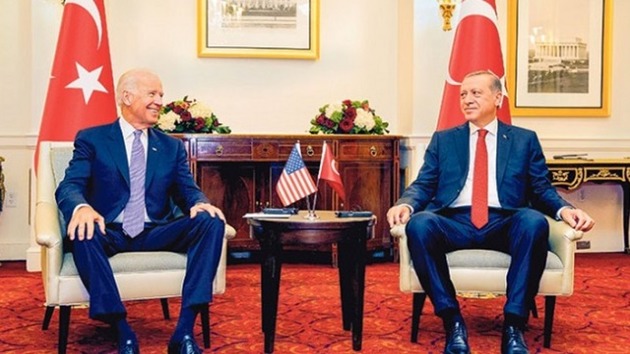 Эрдоган признал Байдена президентом США 