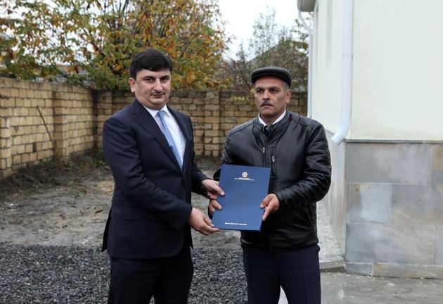 Семьи шехидов и инвалиды Карабахской войны получили дома в Азербайджане