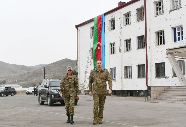 Ильхам Алиев и Мехрибан Алиева впервые посетили освобожденные земли Азербайджана (ВИДЕО)