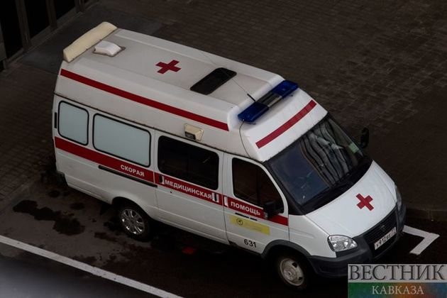 Микроавтобус и легковушка столкнулись в Дагестане: погибли два человека 