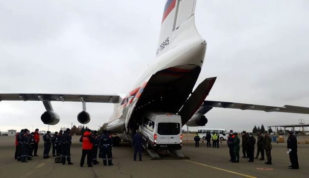 Аэропорт Гянджи принял гуманитарный груз для Ханкенди (ФОТО)