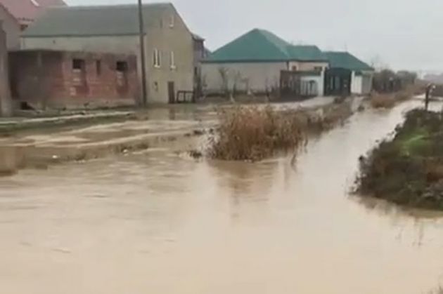 Дожди оставили без воды дагестанский Каспийск
