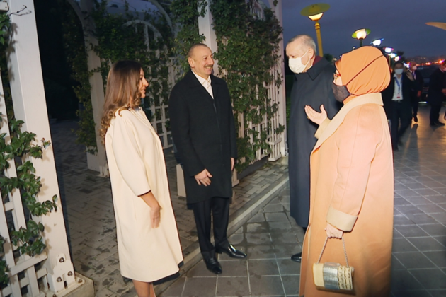 Совместный ужин Ильхама Алиева и Реджепа Тайипа Эрдогана прошел в Баку (ВИДЕО)