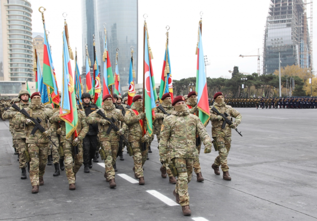 На Параде Победы в Баку показали историю Азербайджана (ВИДЕО)