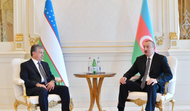 Президент Узбекистана поздравил Ильхама Алиева с завершением Карабахской войны