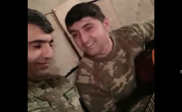 Азербайджанские военные подарили песню жителям Сумгайыта (ВИДЕО)