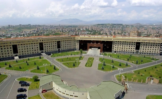 Глава Минобороны Армении наблюдает за демаркацией в Сюникской области