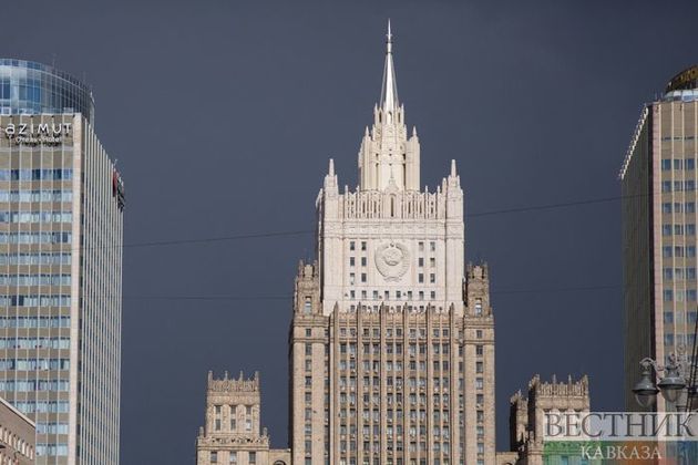 МИД предупредил о последствиях "освещения" посольством США несанкционированных акций в России
